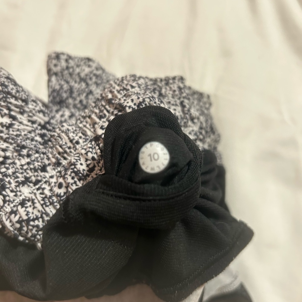 lululemon hotty hots